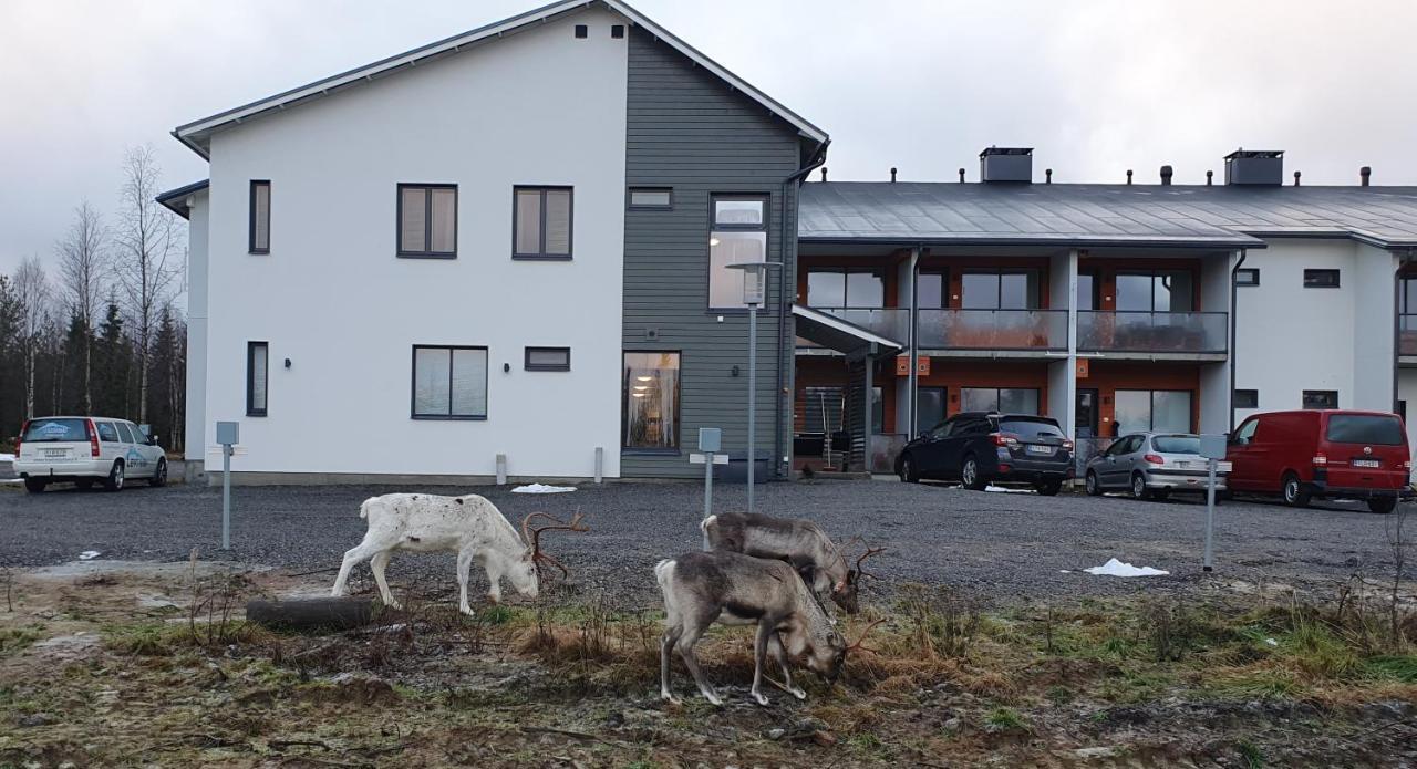 Hotel Lost In Yllaes Äkäslompolo Buitenkant foto